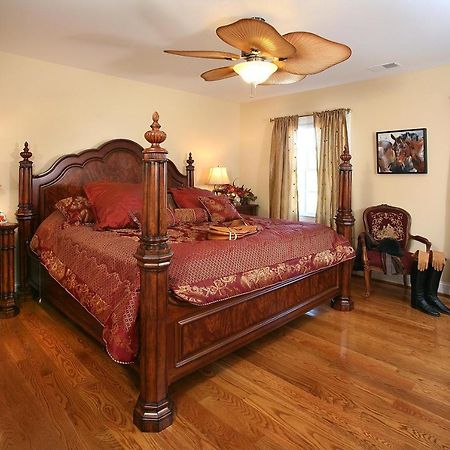 Bed and Breakfast Bluegrass Country Estate La Grange Екстер'єр фото